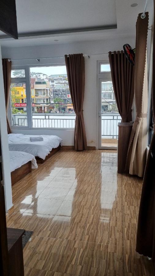Sen Viet Hotel Dalat Exterior photo